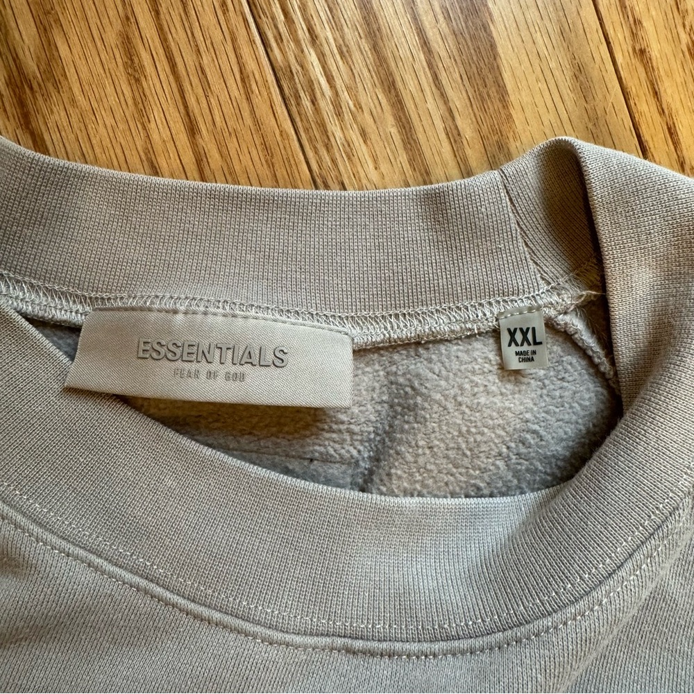 Essentials Fear Of God Crewneck (2 Sweater) Bundl… - image 5